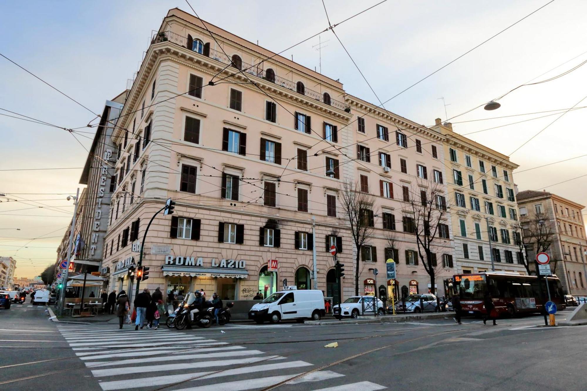Deza Cozy Place Manzoni Roma Eksteriør bilde